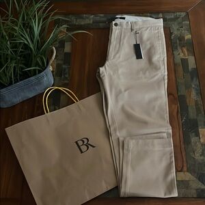 Banana Republic Men’s Chino Pants 31x32 — New with Tags - khakis- Slim fits